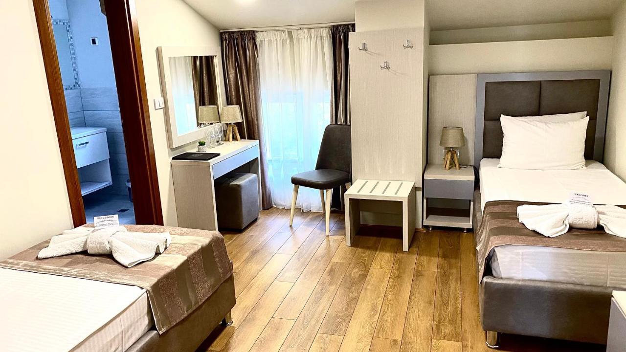 Hotel Olimpija Plus Herceg Novi Dış mekan fotoğraf