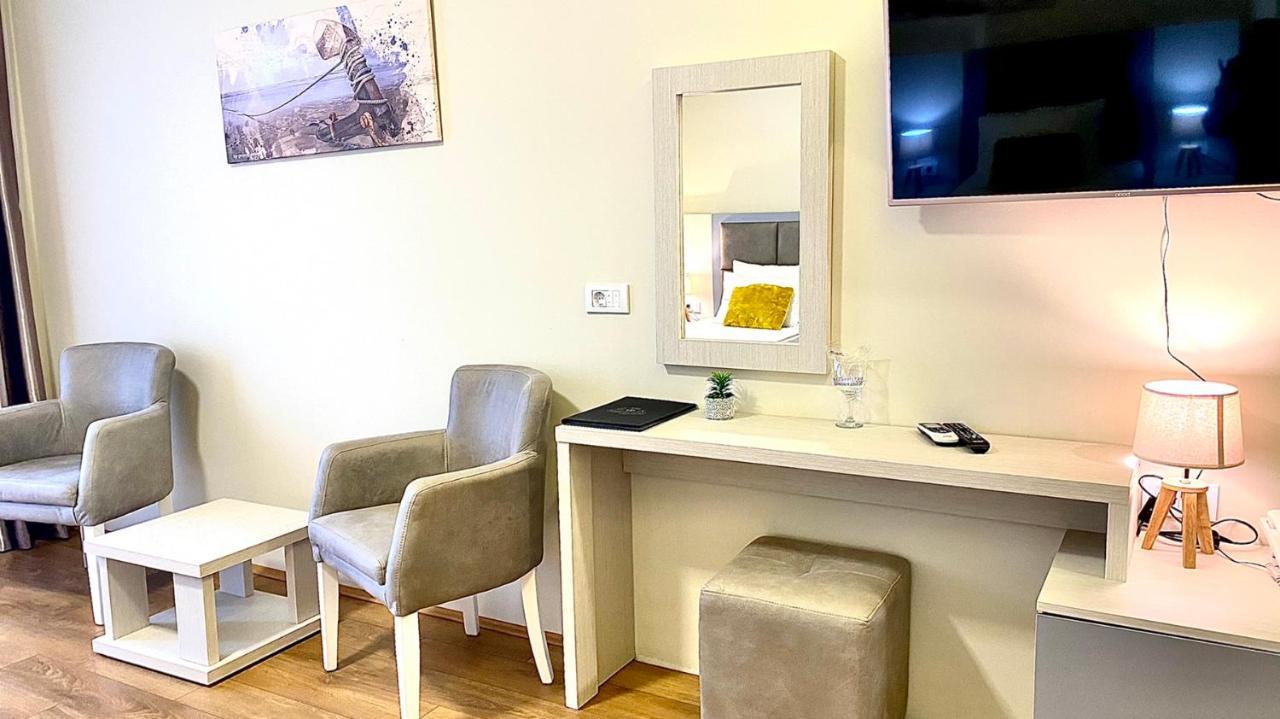 Hotel Olimpija Plus Herceg Novi Dış mekan fotoğraf